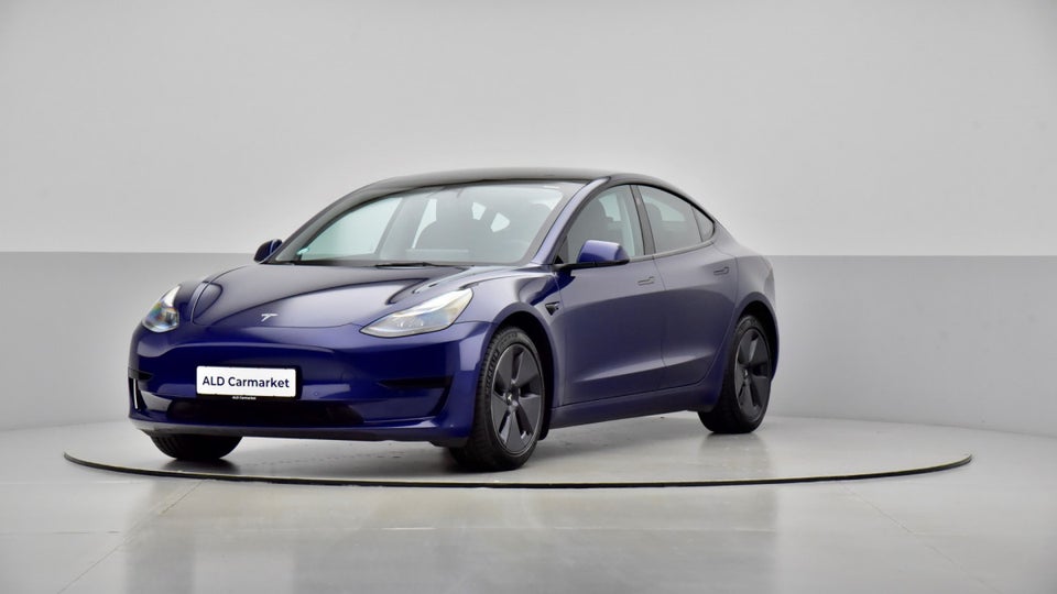 Tesla Model 3 RWD 4d