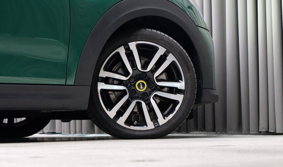 MINI Cooper SE Collection 3d