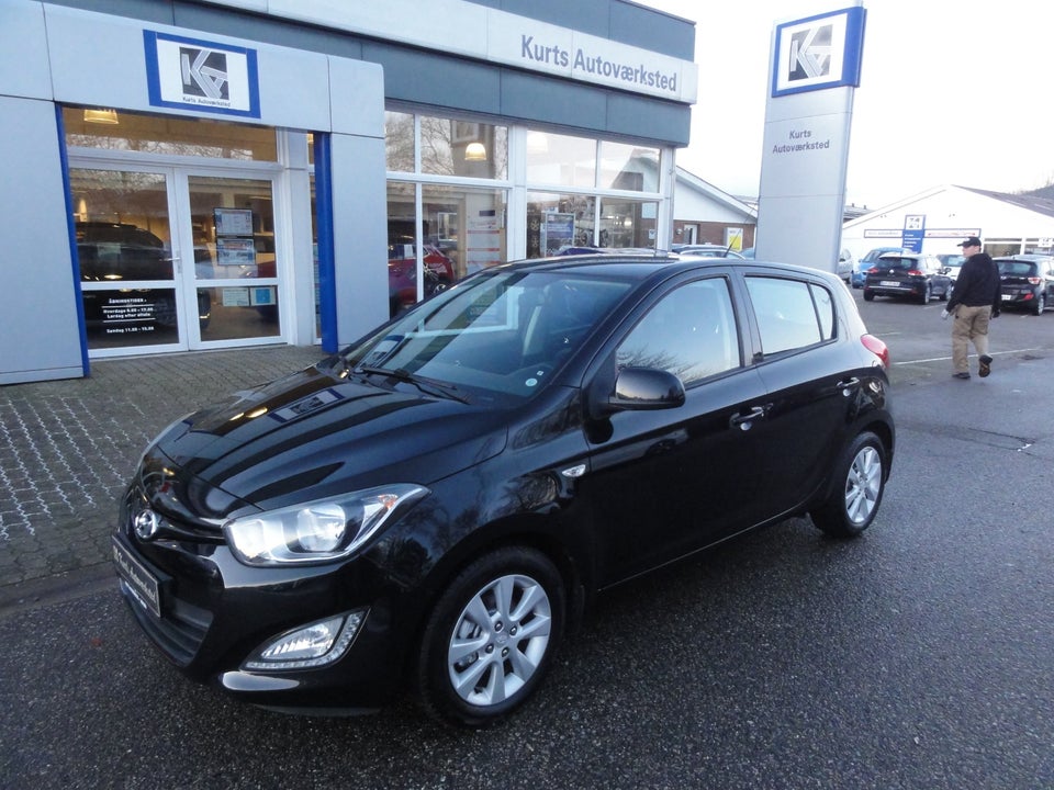 Hyundai i20 1,25 Classic XTR+ 5d