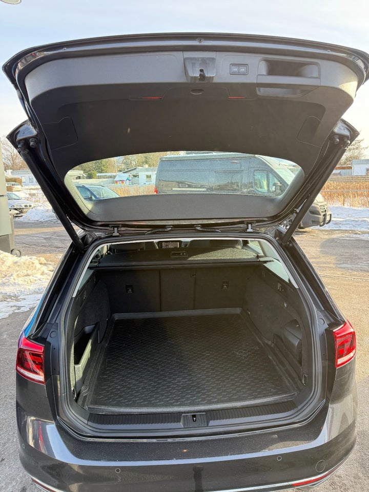 VW Passat 1,4 GTE High Variant DSG 5d