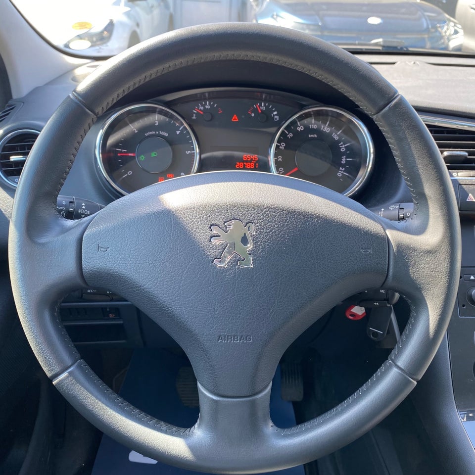 Peugeot 3008 2,0 HDi 150 Active 5d