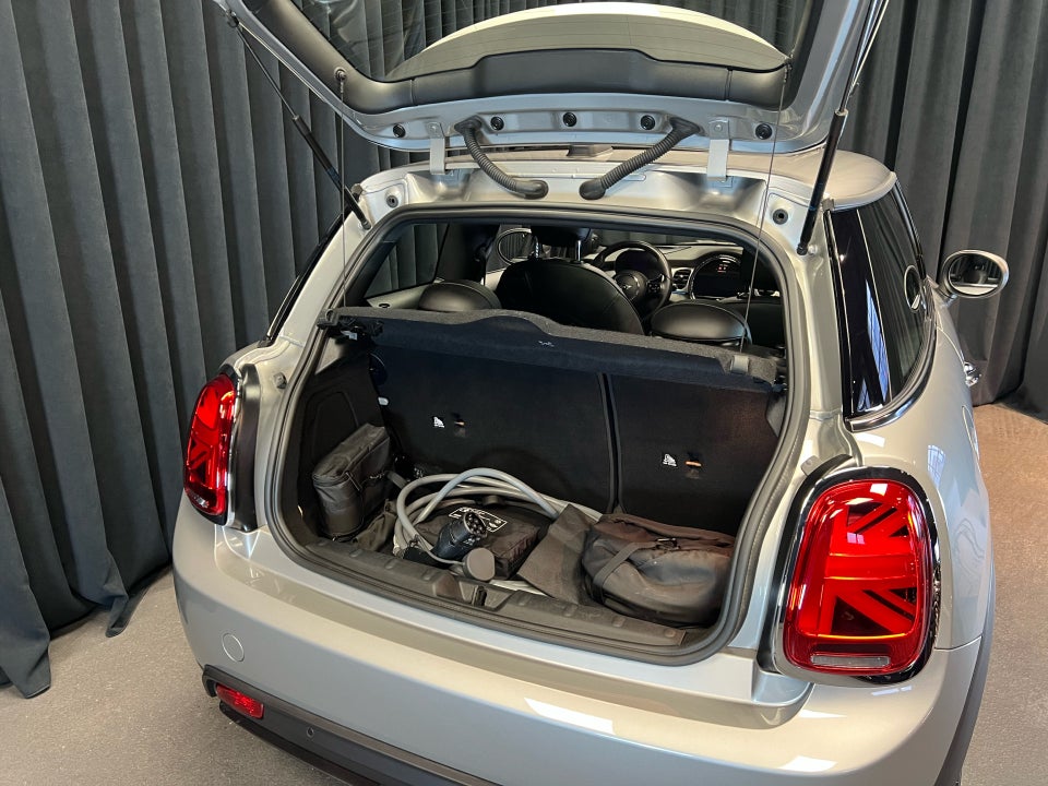 MINI Cooper SE Yours Trim 3d