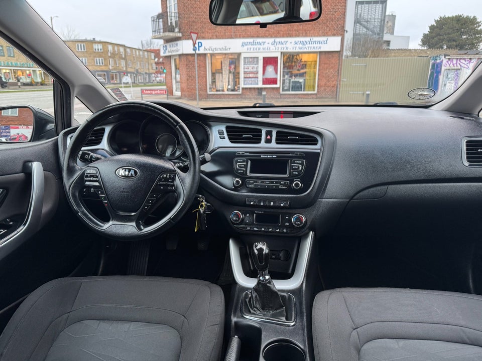 Kia Ceed 1,4 CVVT Limited SW 5d