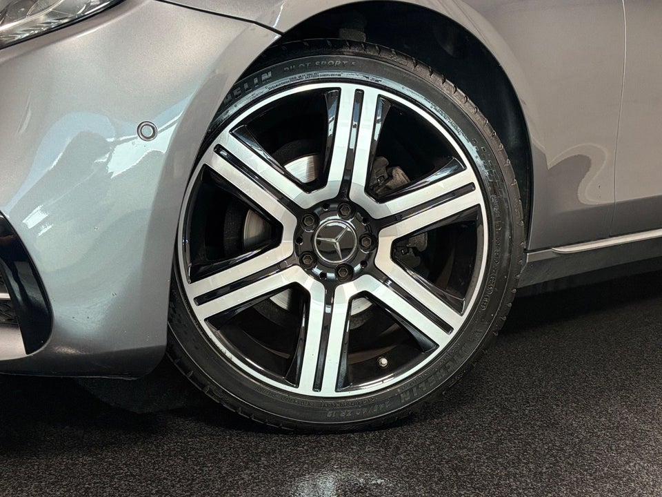 Mercedes E220 d 2,0 AMG Line stc. aut. 5d