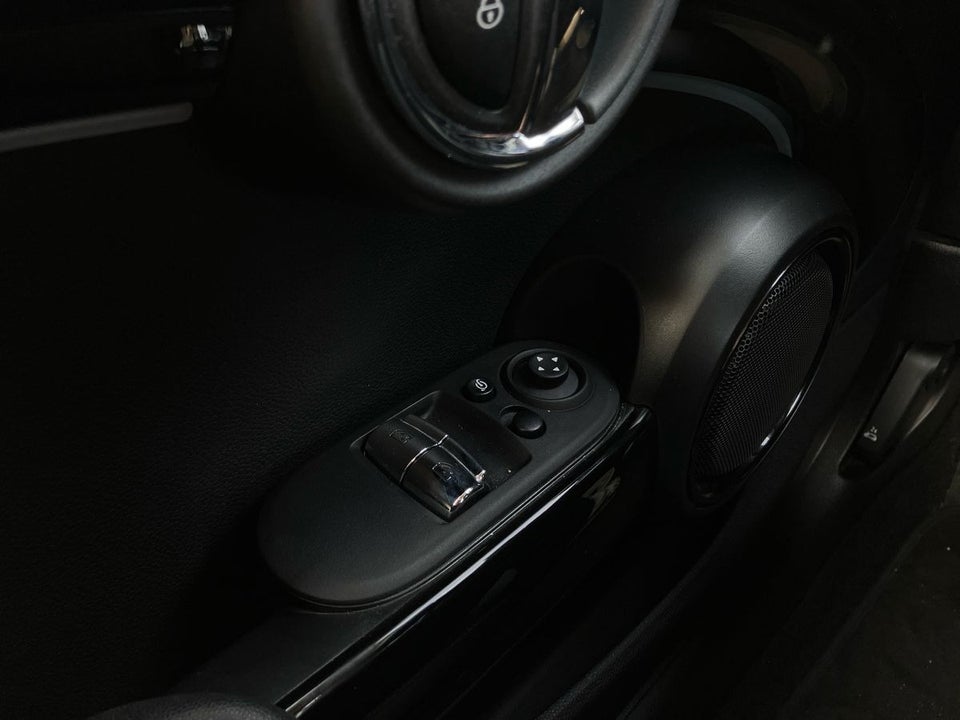 MINI Cooper SE Camden Edition 3d