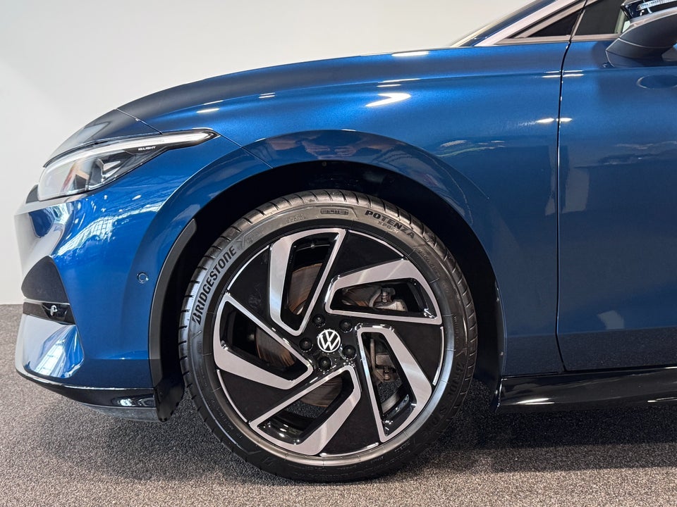 VW ID.7 77 Pro Tourer 5d