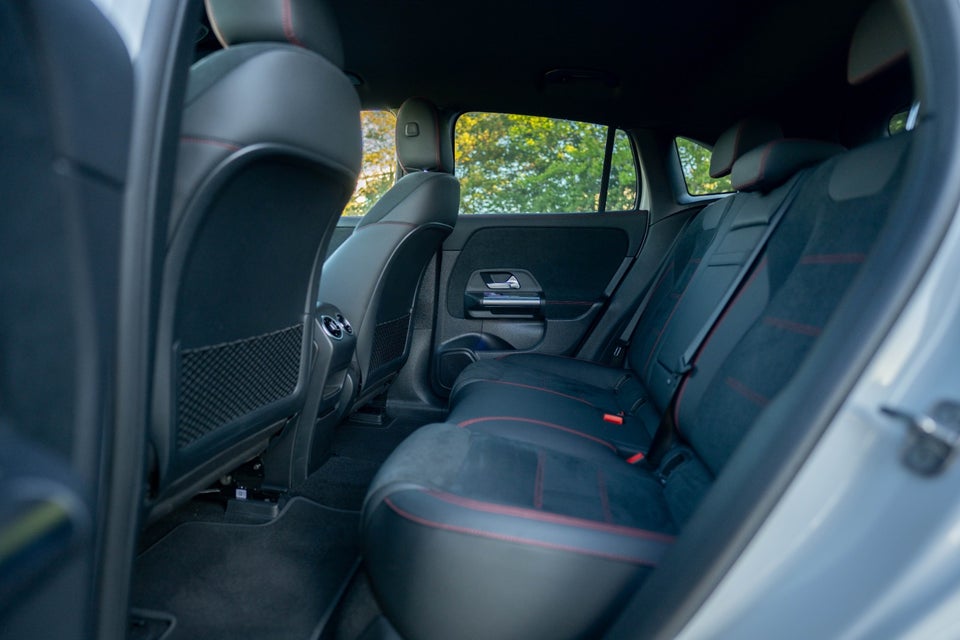 Mercedes EQA350 AMG Line 4Matic 5d