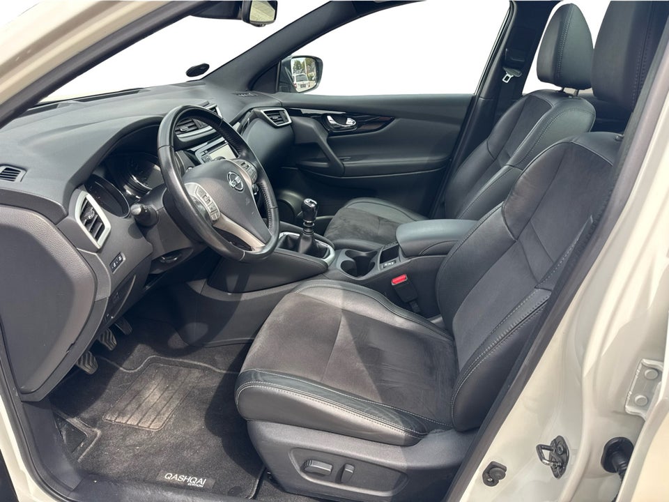 Nissan Qashqai 1,2 Dig-T 115 Acenta 5d