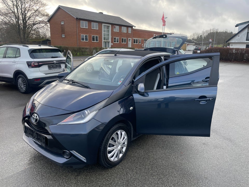 Toyota Aygo 1,0 VVT-i x-sky 5d