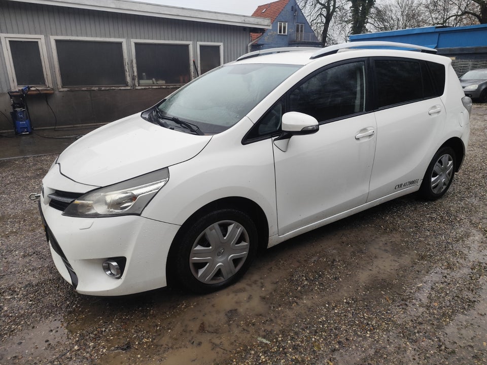 Toyota Sportsvan 1,6 D-4D T2 Touch 5d