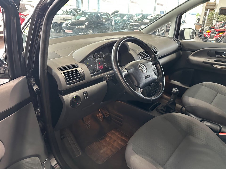 VW Sharan 2,0 Comfortline Van 5d