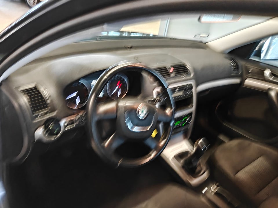 Skoda Octavia 1,4 TSi 122 Elegance Combi 5d