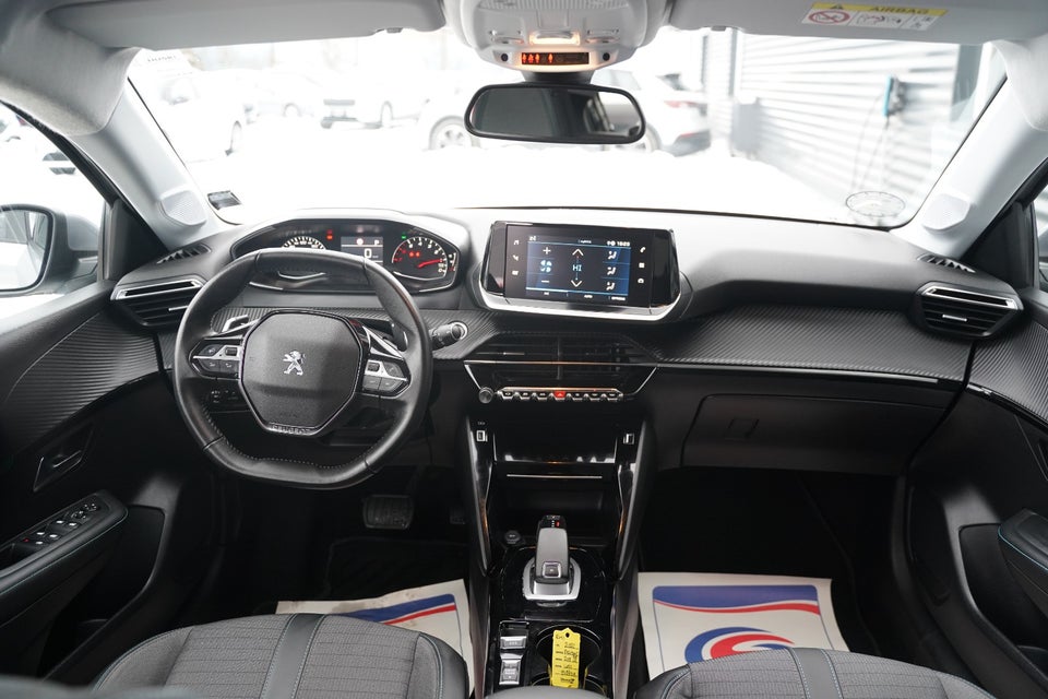 Peugeot 208 1,2 PureTech 100 Evolution EAT8 5d