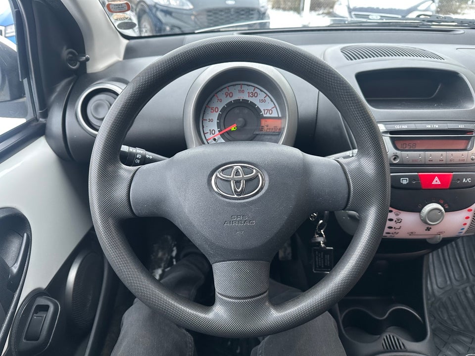 Toyota Aygo 1,0 VVT-i T1 5d