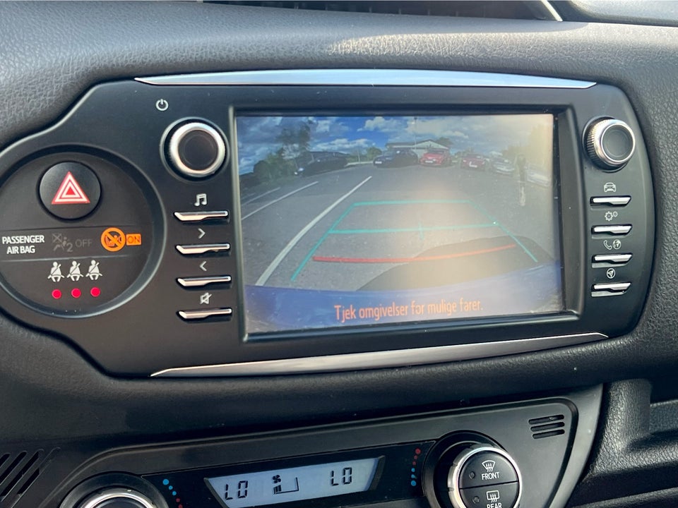 Toyota Yaris 1,5 Hybrid H3 Limited e-CVT 5d