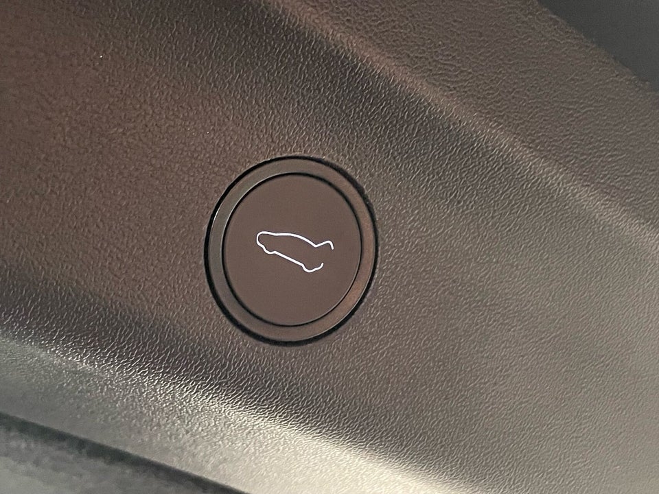 Tesla Model Y RWD 5d