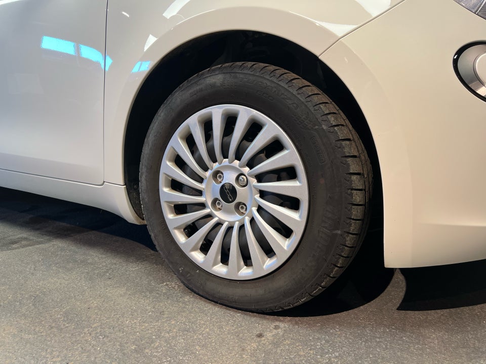 Fiat 500e 42 Icon 3d