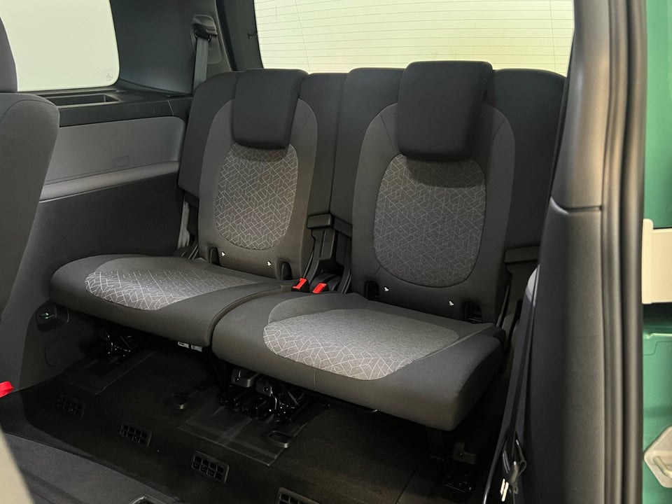 VW ID.Buzz 86 Life 7prs LWB 5d