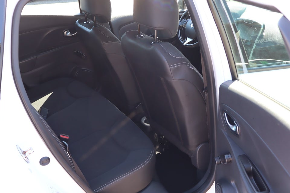 Renault Clio IV 1,5 dCi 75 Expression Sport Tourer 5d