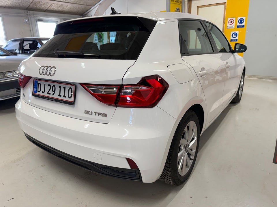 Audi A1 30 TFSi Advanced Sportback S-tr. 5d