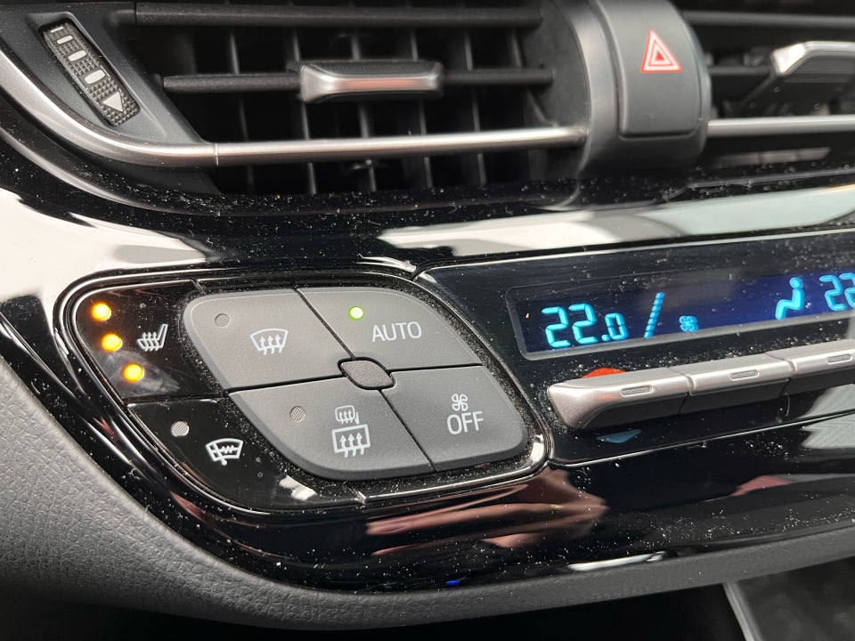 Toyota C-HR 1,8 Hybrid C-LUB Premium CVT 5d