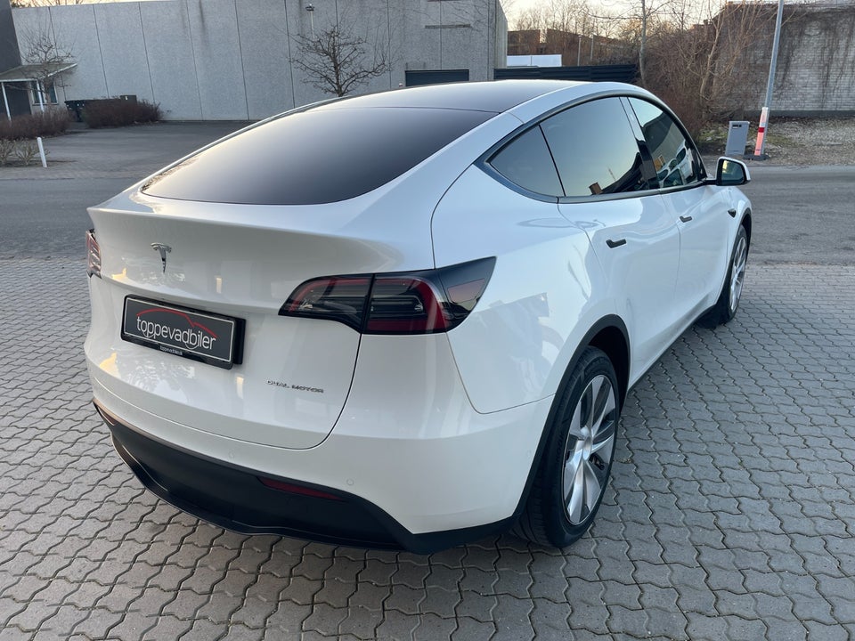 Tesla Model Y Long Range AWD 5d