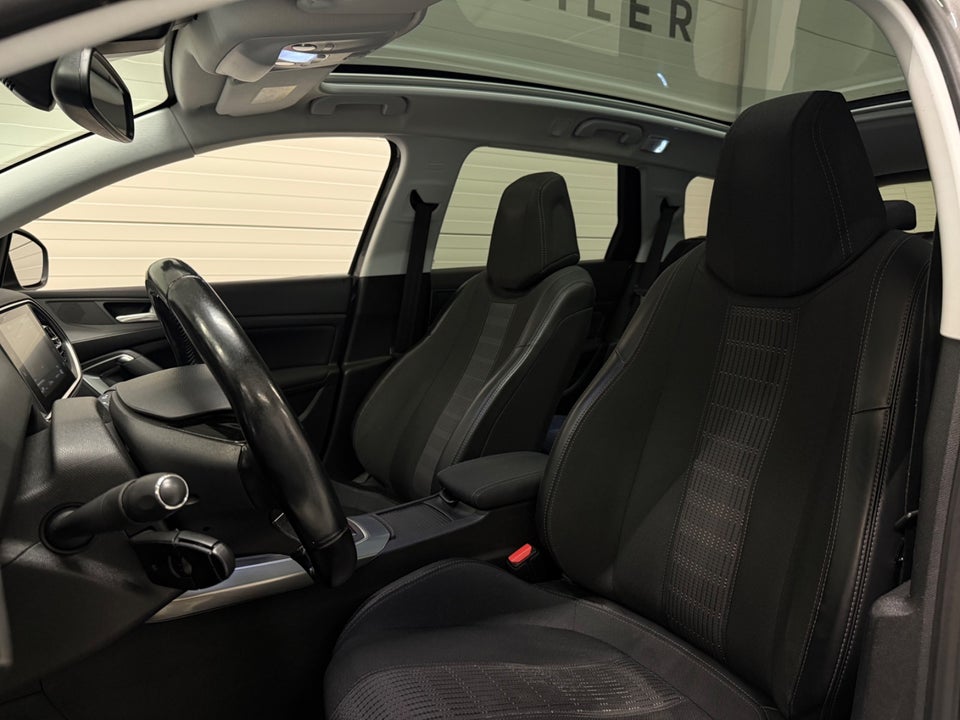 Peugeot 308 1,6 BlueHDi 120 Allure Sky 5d