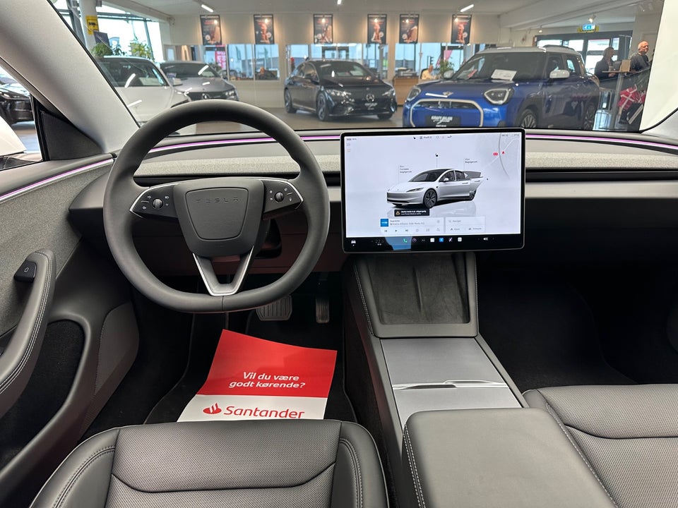 Tesla Model 3 RWD 4d