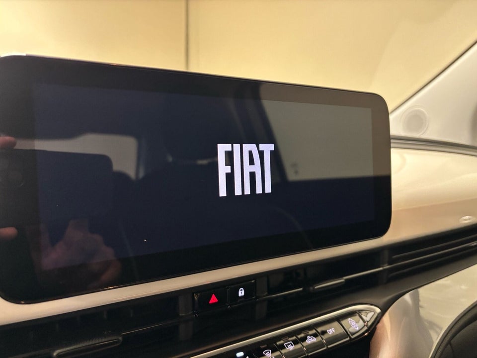 Fiat 500e 24 Icon 3d