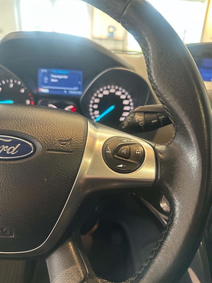 Ford Kuga 2,0 TDCi 180 Titanium aut. AWD 5d