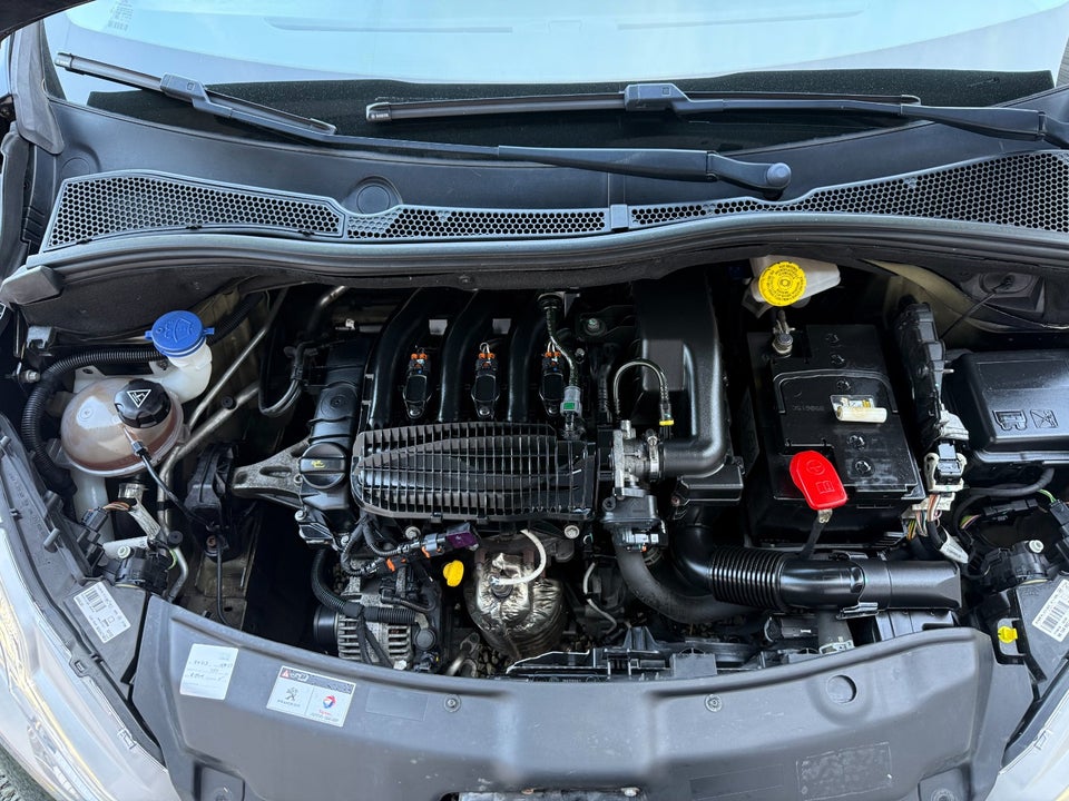 Peugeot 208 1,0 VTi Active+ 5d