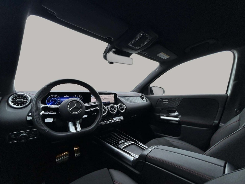 Mercedes EQA300 AMG Advance Plus 4Matic 5d