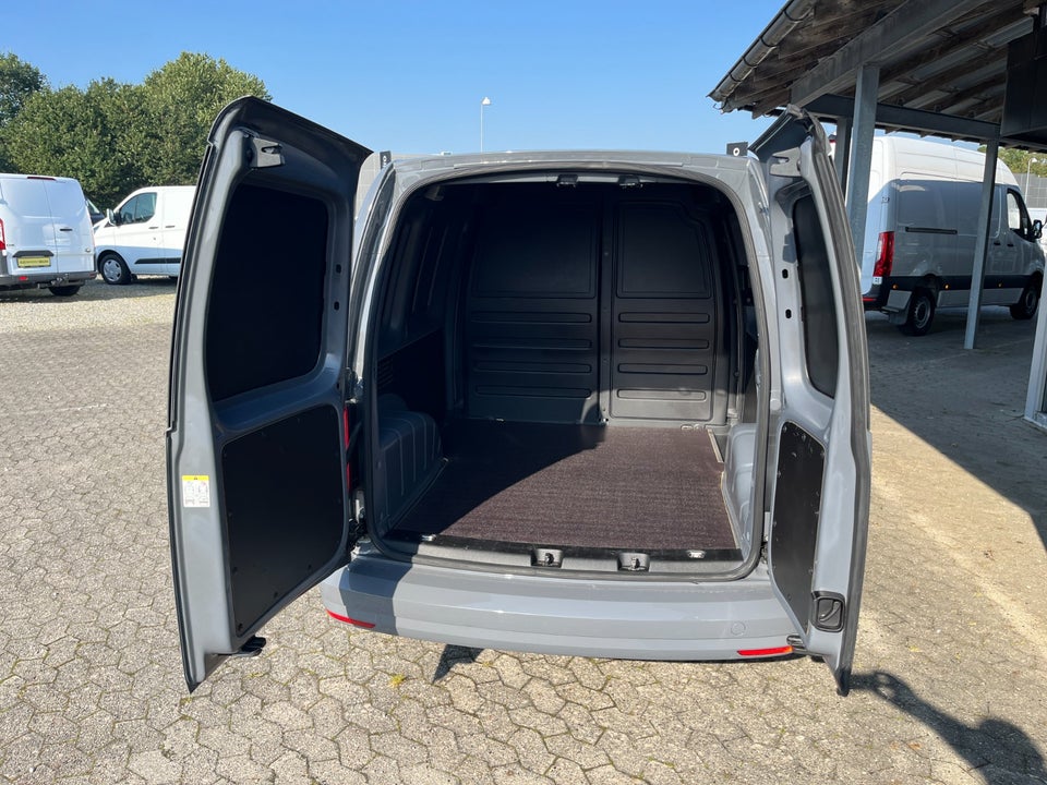 VW Caddy 2,0 TDi 75 BMT Van 4d