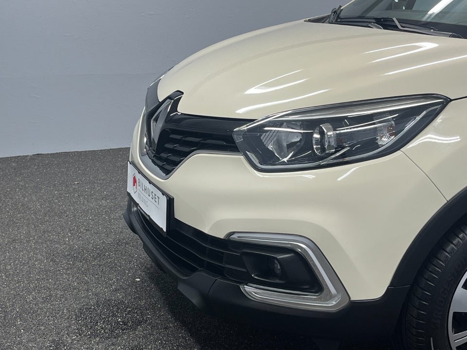 Renault Captur 0,9 TCe 90 Urban 5d