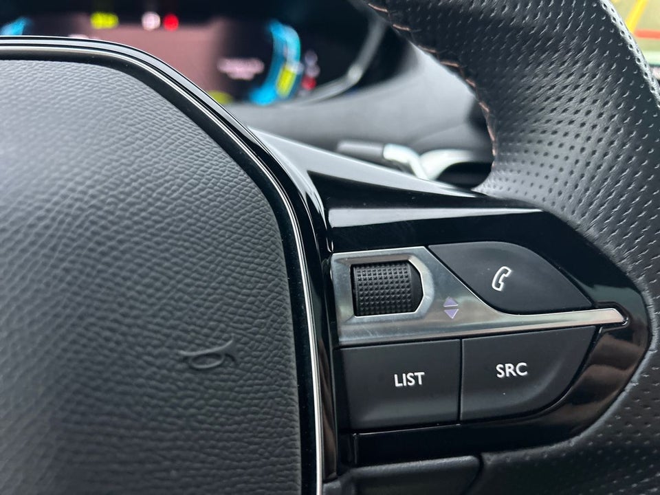 Peugeot 3008 1,6 Hybrid4 GT Pack EAT8 5d