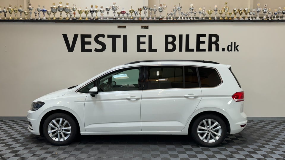 VW Touran 2,0 TDi 150 Highline DSG Van 5d