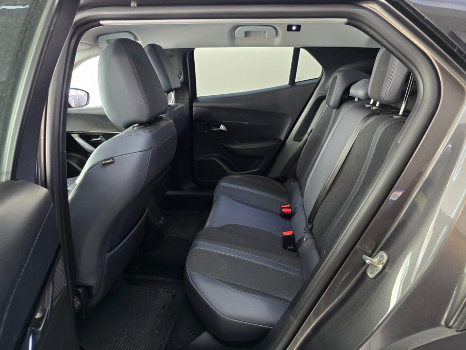 Peugeot 2008 1,2 PureTech 100 Allure Pack 5d