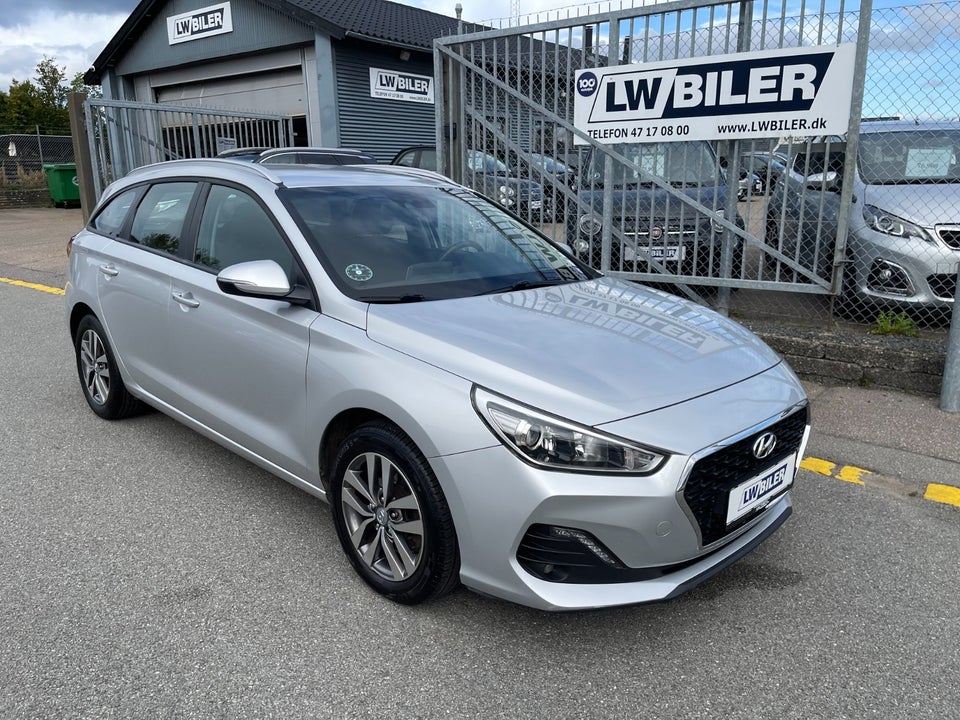 Hyundai i30 1,4 T-GDi Trend stc. DCT 5d