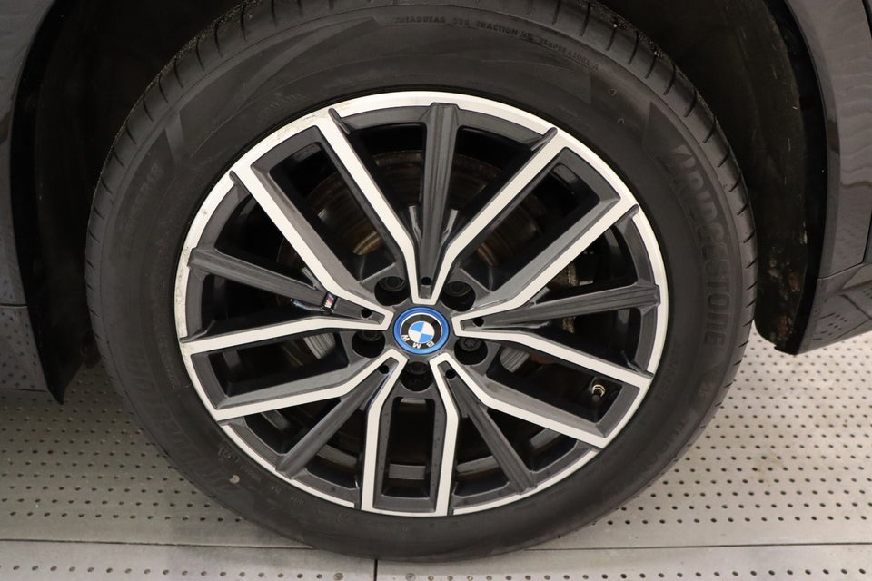 BMW iX1 xDrive30 M-Sport Premium 5d