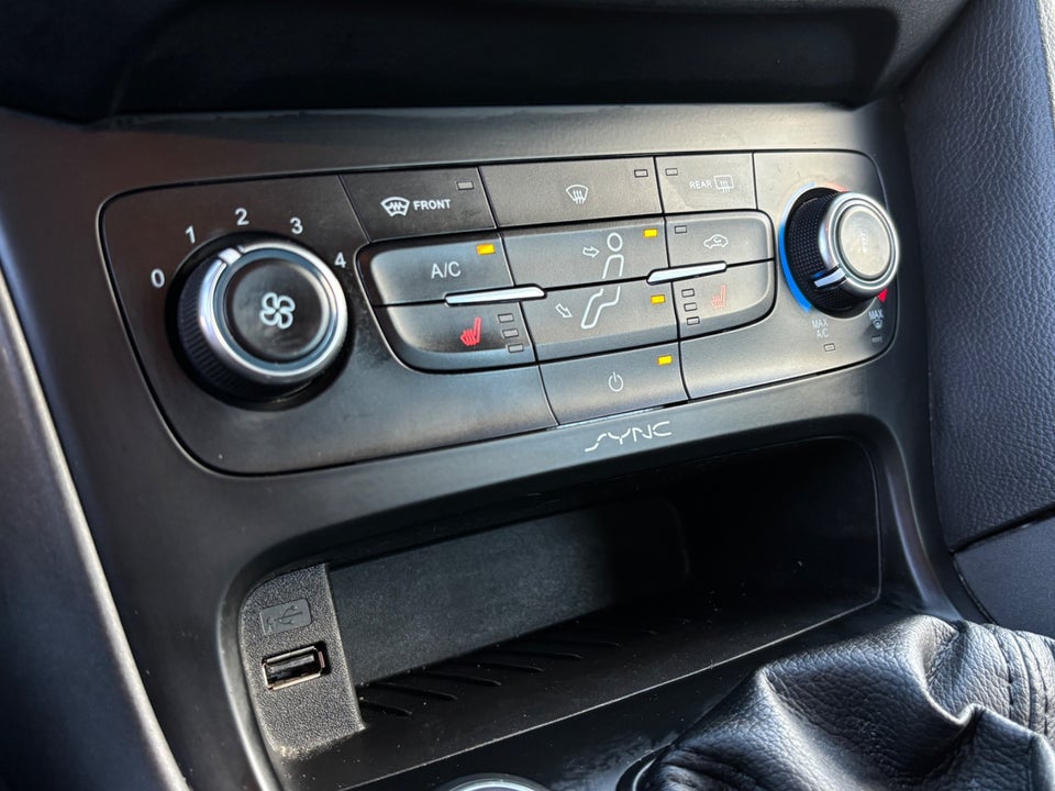Ford Focus 1,0 SCTi 100 Titanium stc. 5d