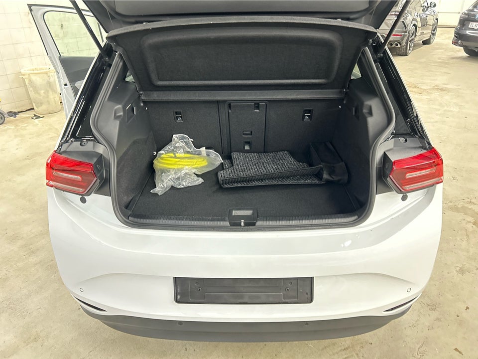 VW ID.3 58 Pro Performance Family 5d