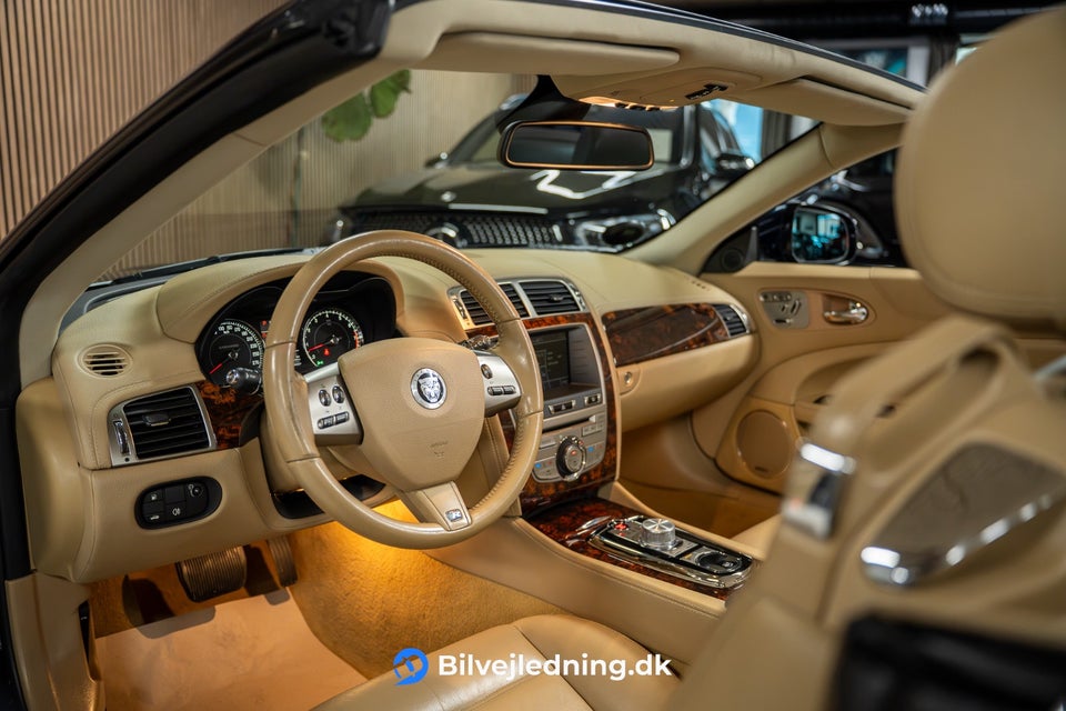 Jaguar XKR 5,0 S/C Convertible aut. 2d