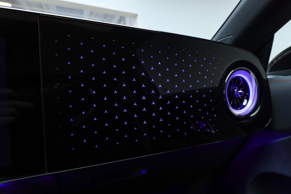 Mercedes CLA250+ EQ AMG Advance Plus 4d