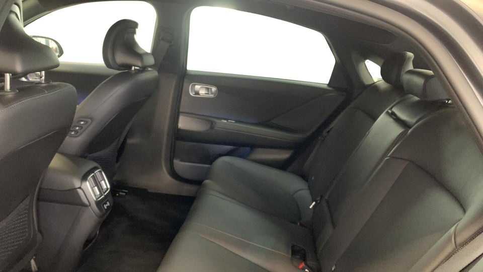 Hyundai Ioniq 6 77 Ultimate AWD 4d