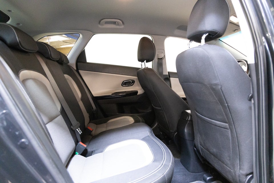 Kia Ceed 1,4 CVVT Attraction SW 5d