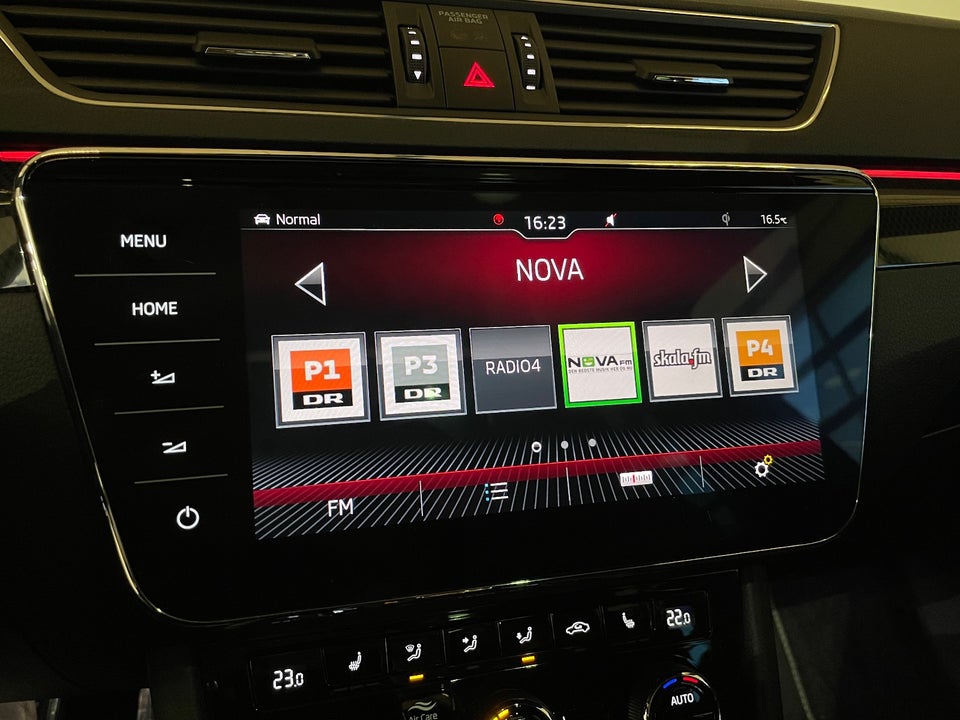 Skoda Superb 2,0 TDi 190 Sportline Combi DSG 5d