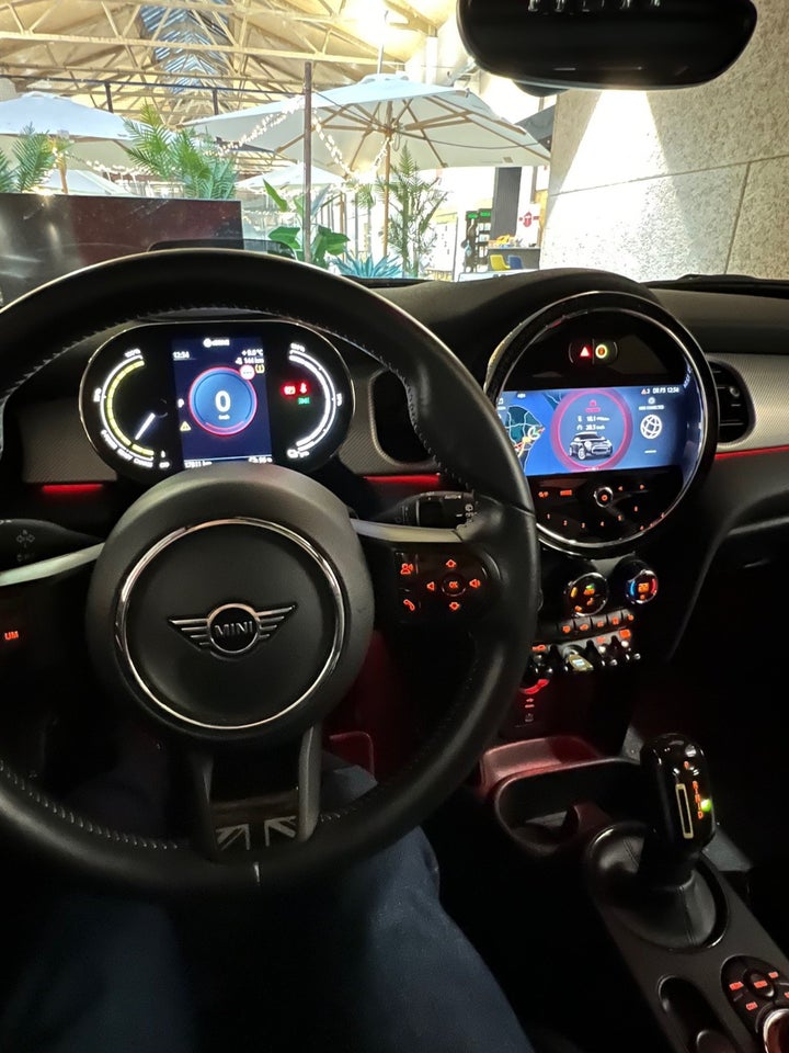 MINI Cooper SE Yours Trim 3d