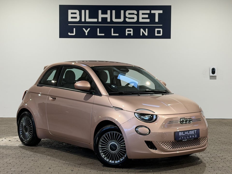 Fiat 500e 42 Icon 3d