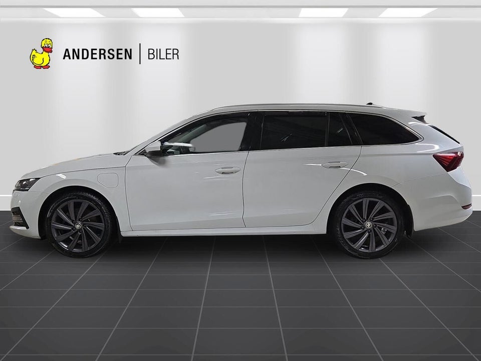 Skoda Octavia 1,4 TSi iV Plus Combi DSG 5d