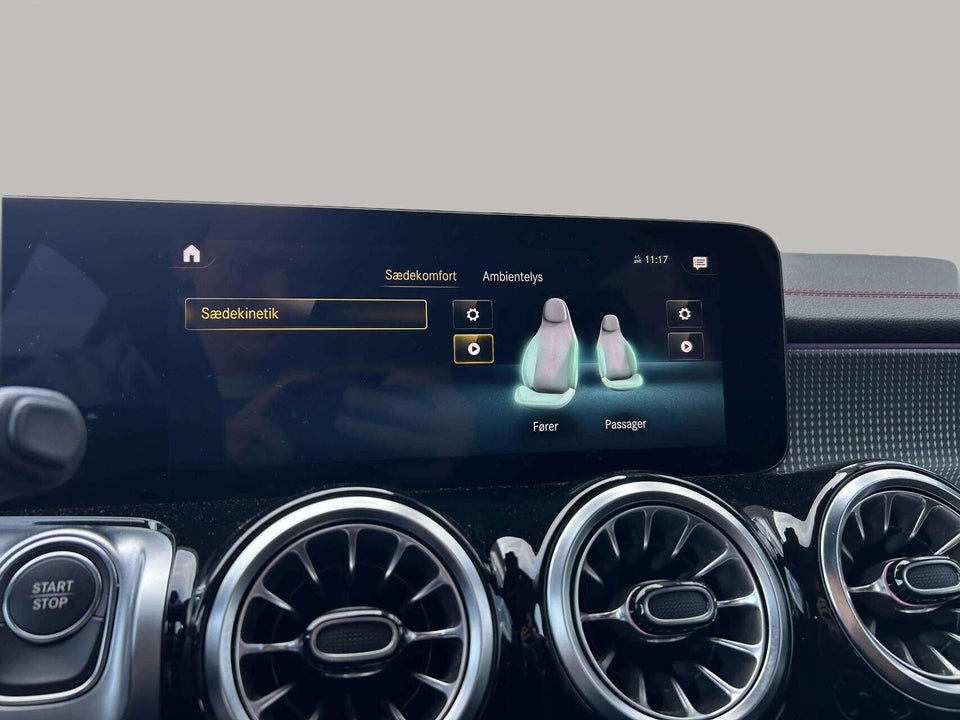 Mercedes EQB300 AMG Line 4Matic 5d